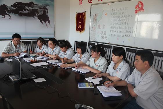 第十一党支部旁观廉政中国教育片